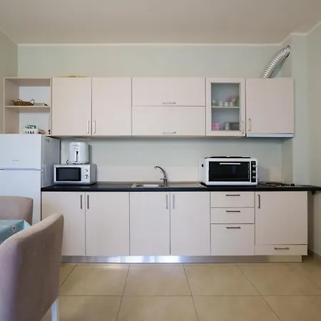 Coastal Paradise By Prago Apartmán *